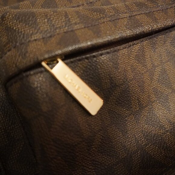 Michael Kors Logo Print Backpack - Picture 5 of 13